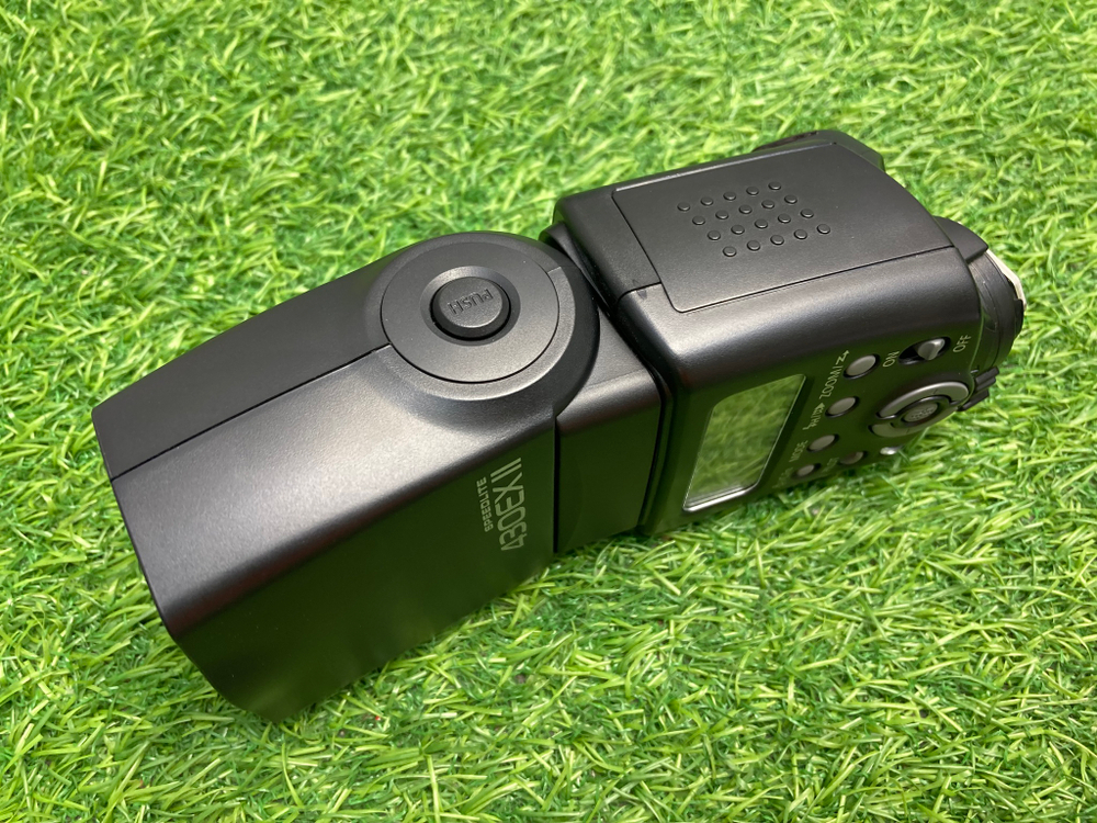 Canon Speedlite 430EX II