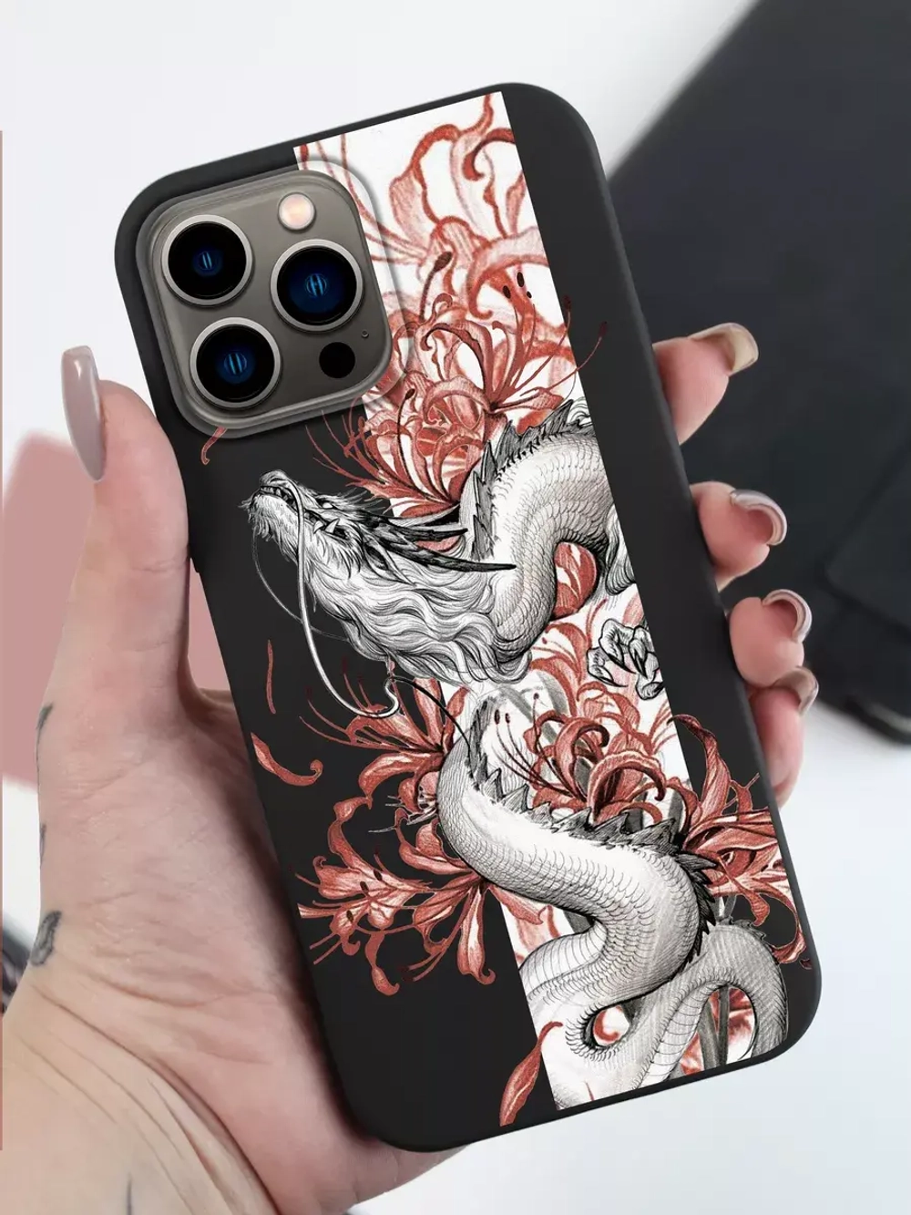 Чехол на iPhone 15 Pro Max с принтом