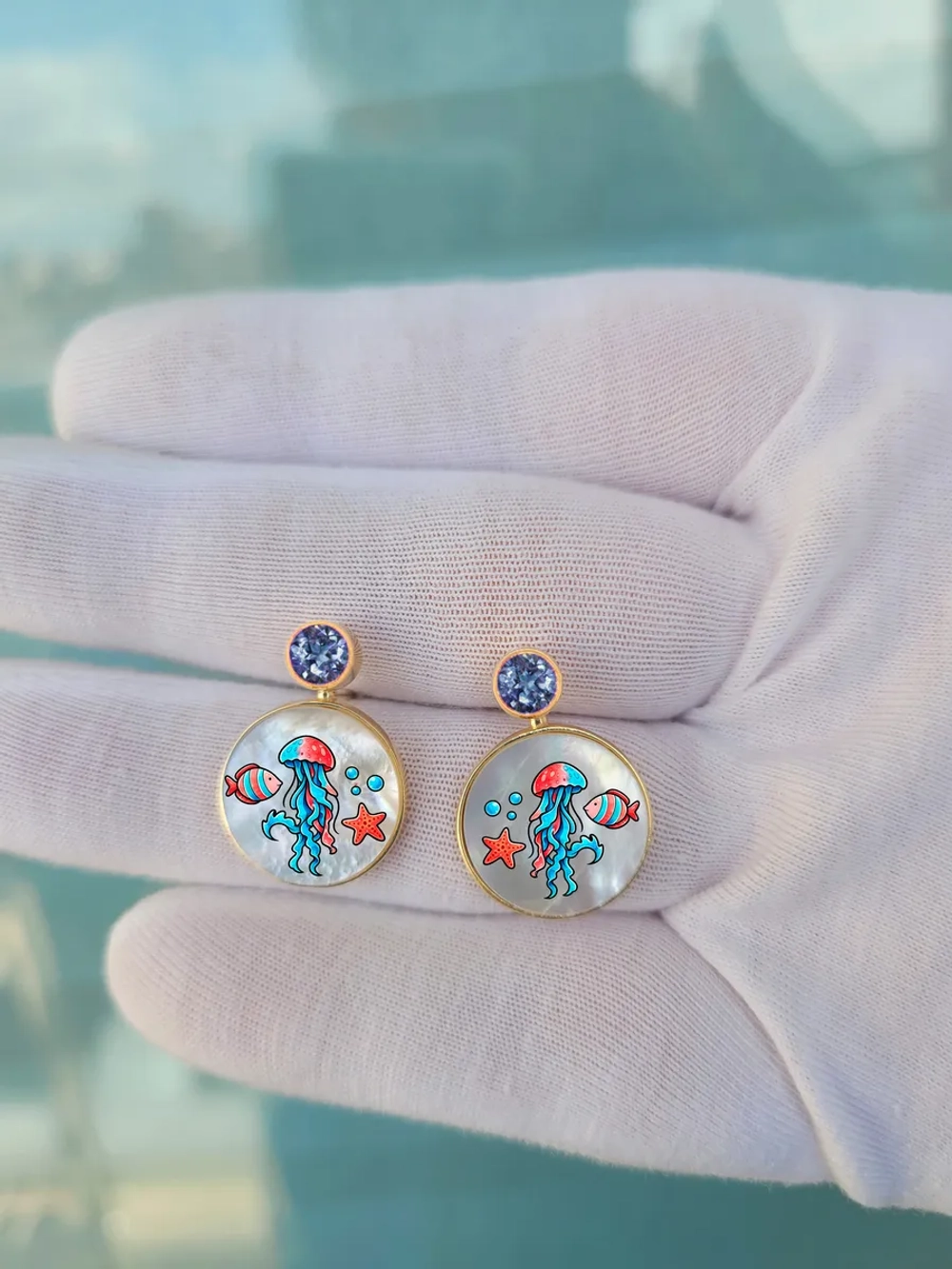 Серьги с рисунком на перламутре, серебро 925