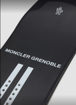 Сноуборд Moncler Grenoble x Whitespace