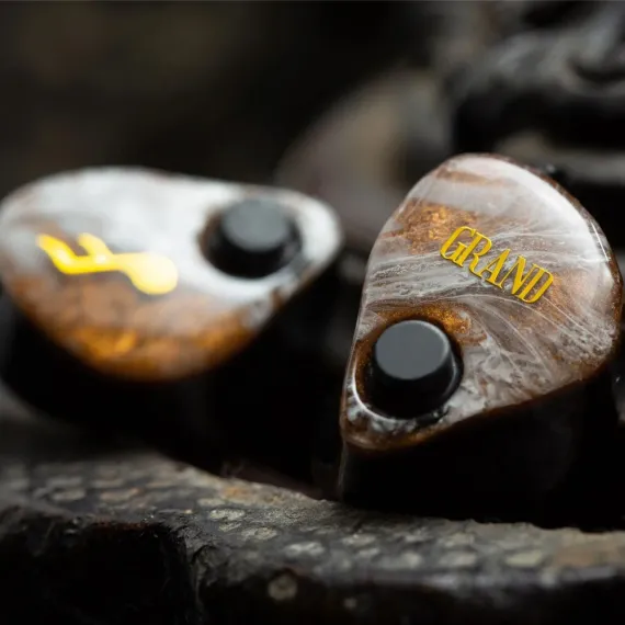 FATfreq Grand Maestro Universal Brown