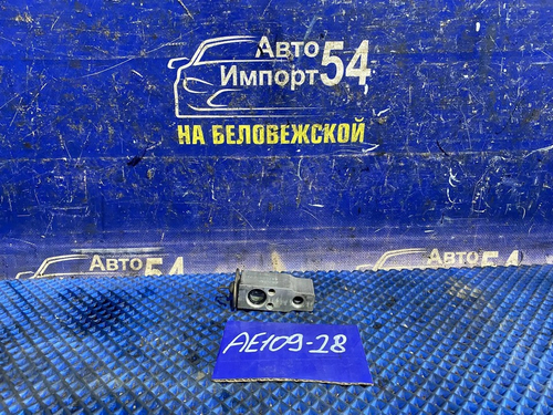 Клапан кондиционера TOYOTA COROLLA 2000