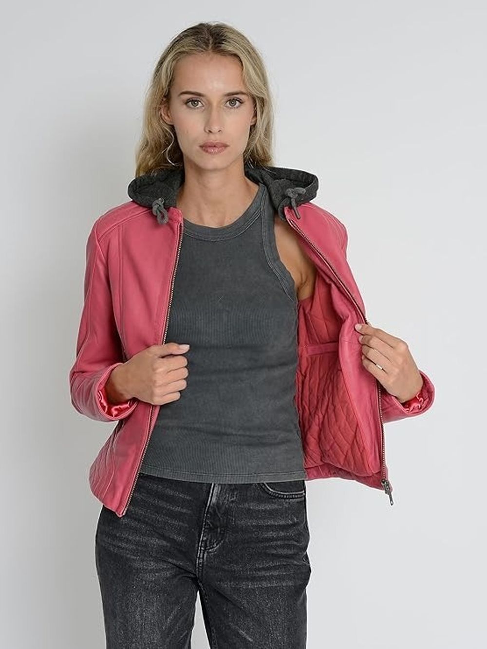 Куртка кожаная женская MUSTANG women's straight biker jacket with det. jersey hood