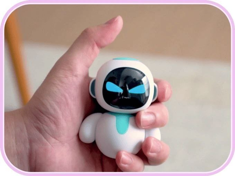 Робот EnergizeLab Eiliko AI Charm Bot, высота 7 см