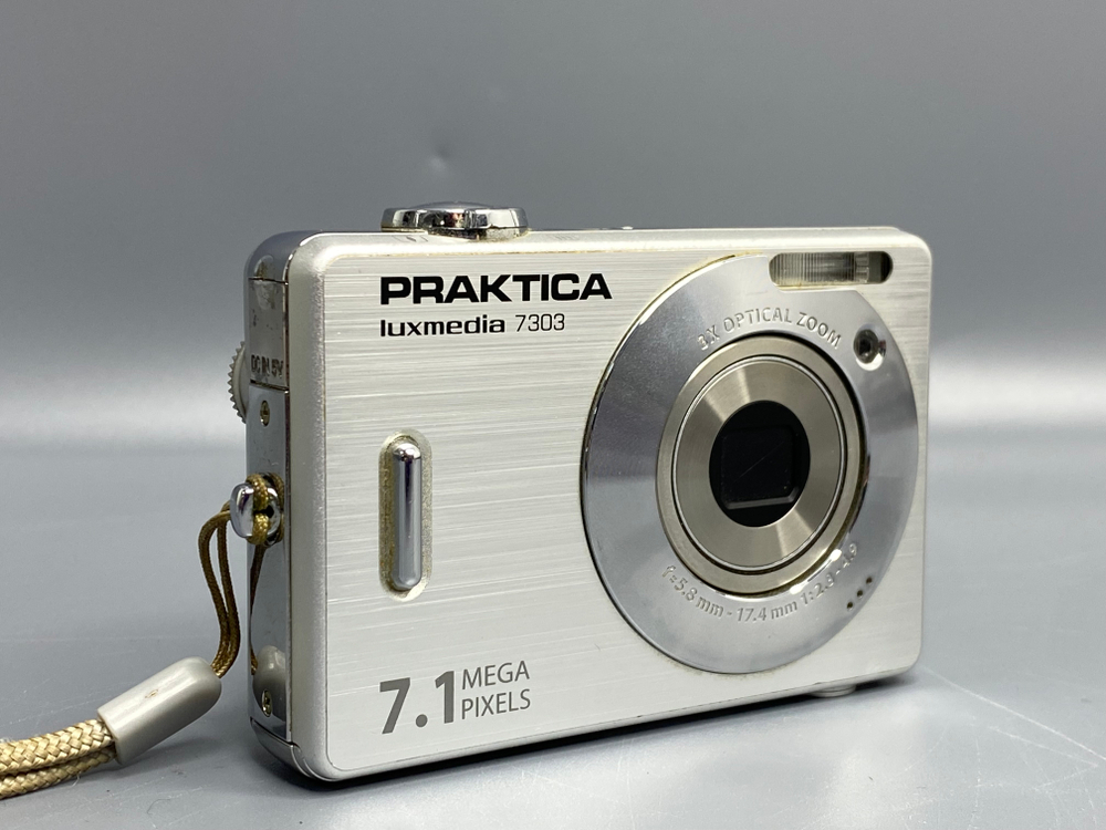 Praktica Luxmedia 7303