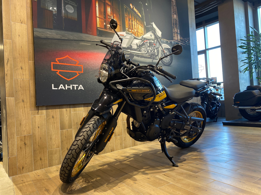 Royal Enfield Himalayan 450 Hanle Black (Premium / бескамерные шины) 2025