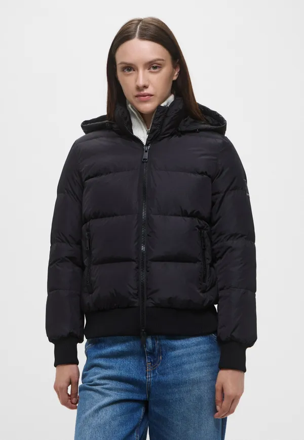 Пуховик  женский ARMANI EXCHANGE