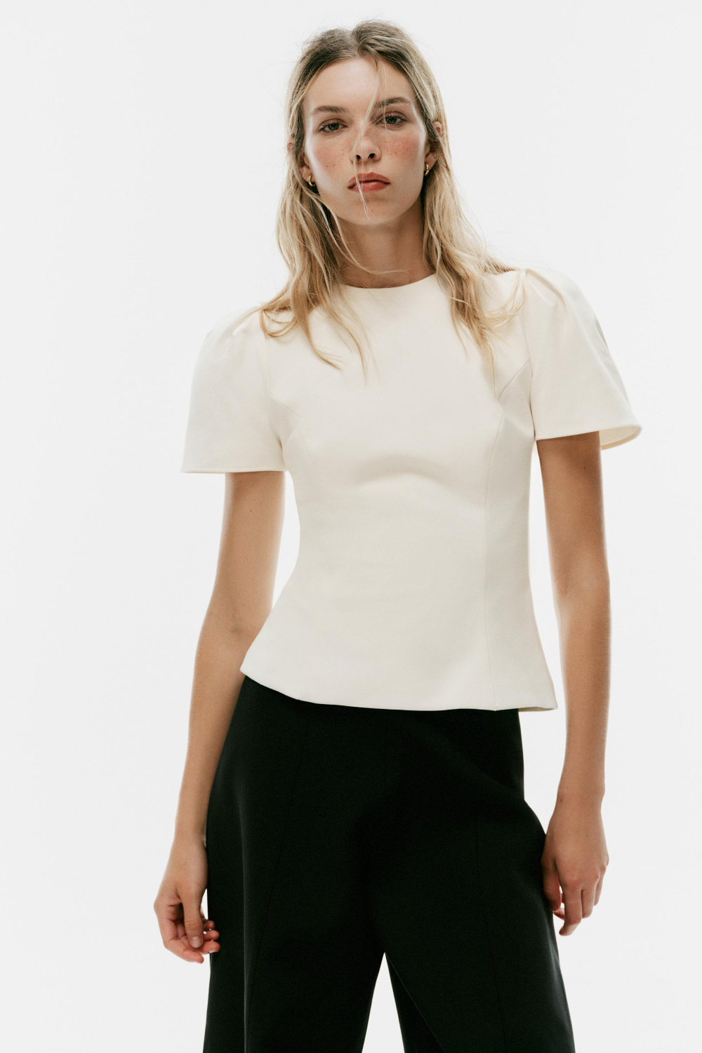ZARA ТОП С ОБЪЕМНЫМИ РУКАВАМИ, ЖЕЛТОВАТО-БЕЛЫЙ