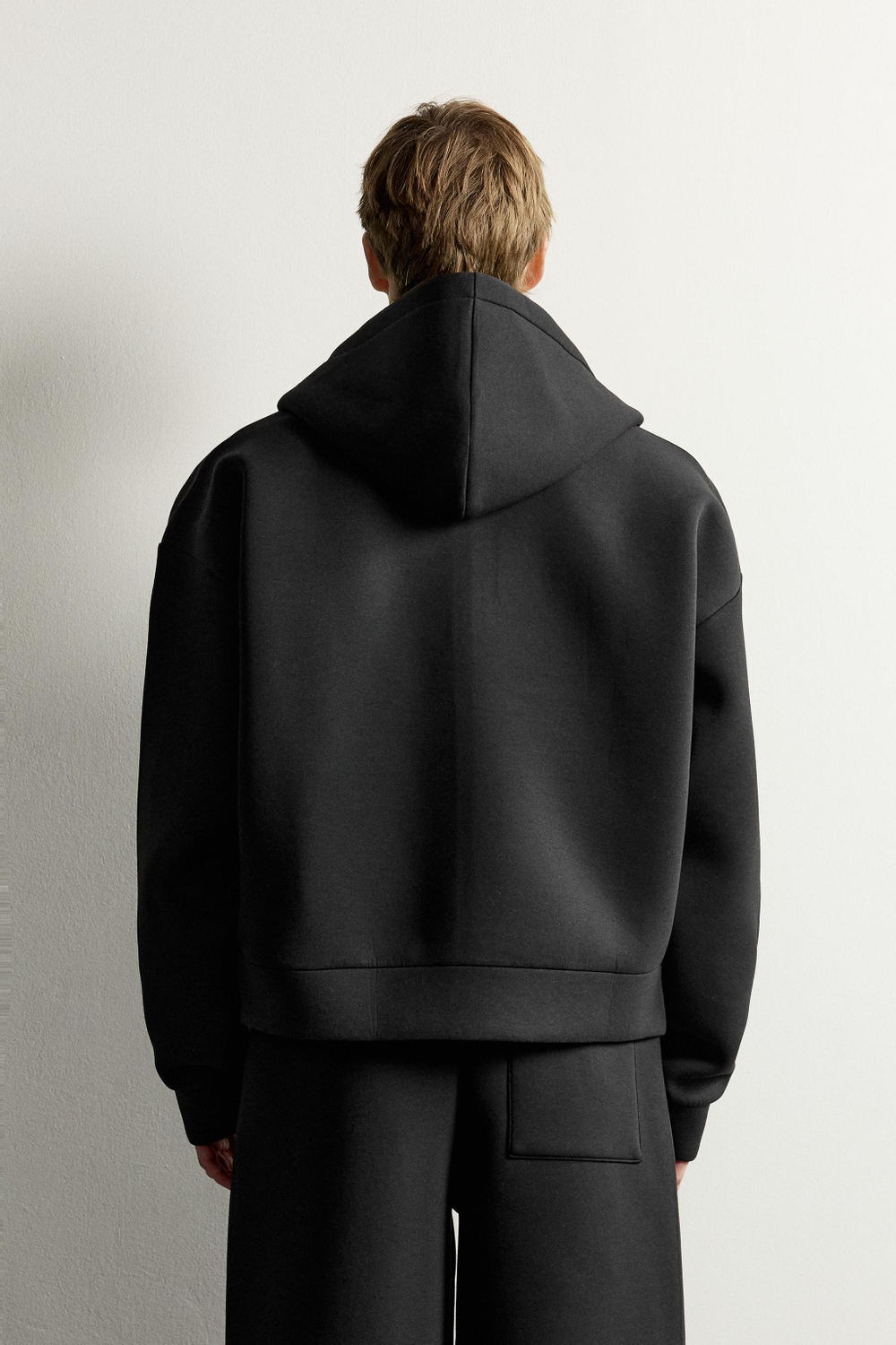 ZARA ХУДИ ИЗ ВЫСОКОТЕХНОЛОГИЧНОЙ ТКАНИ С МОЛНИЕЙ, ЧЕРНЫЙ