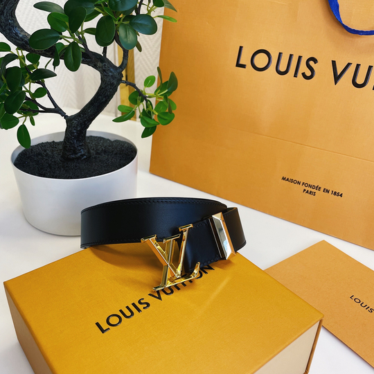 Louis Vuitton Кожаный ремень
