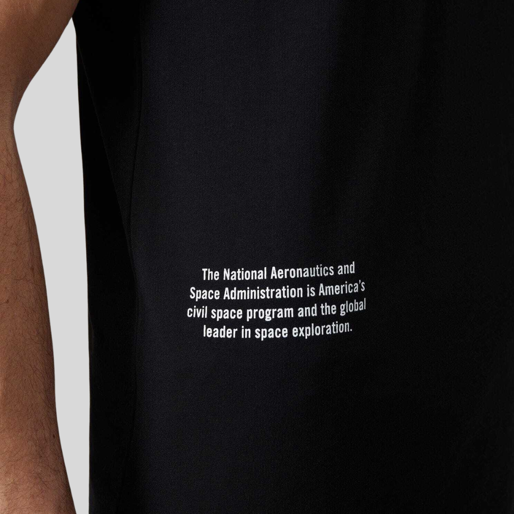 Футболка Alpha Industries Nasa Worm Logo Tee Black (Черная)