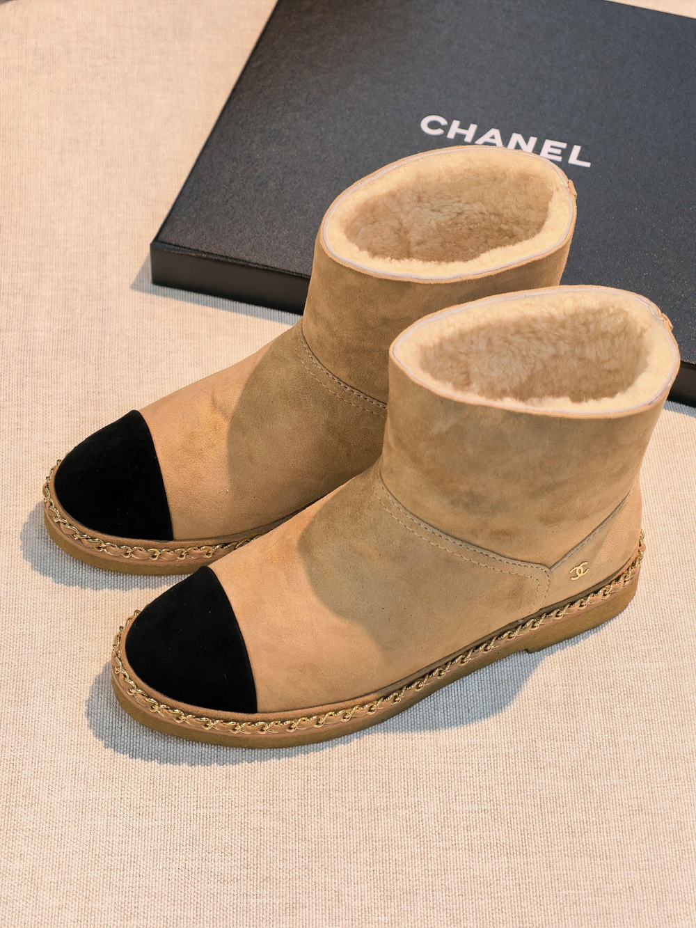 Ботинки Chanel