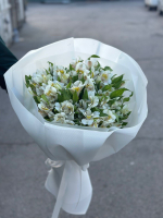 Букет из альстромерии "White In Surprise"