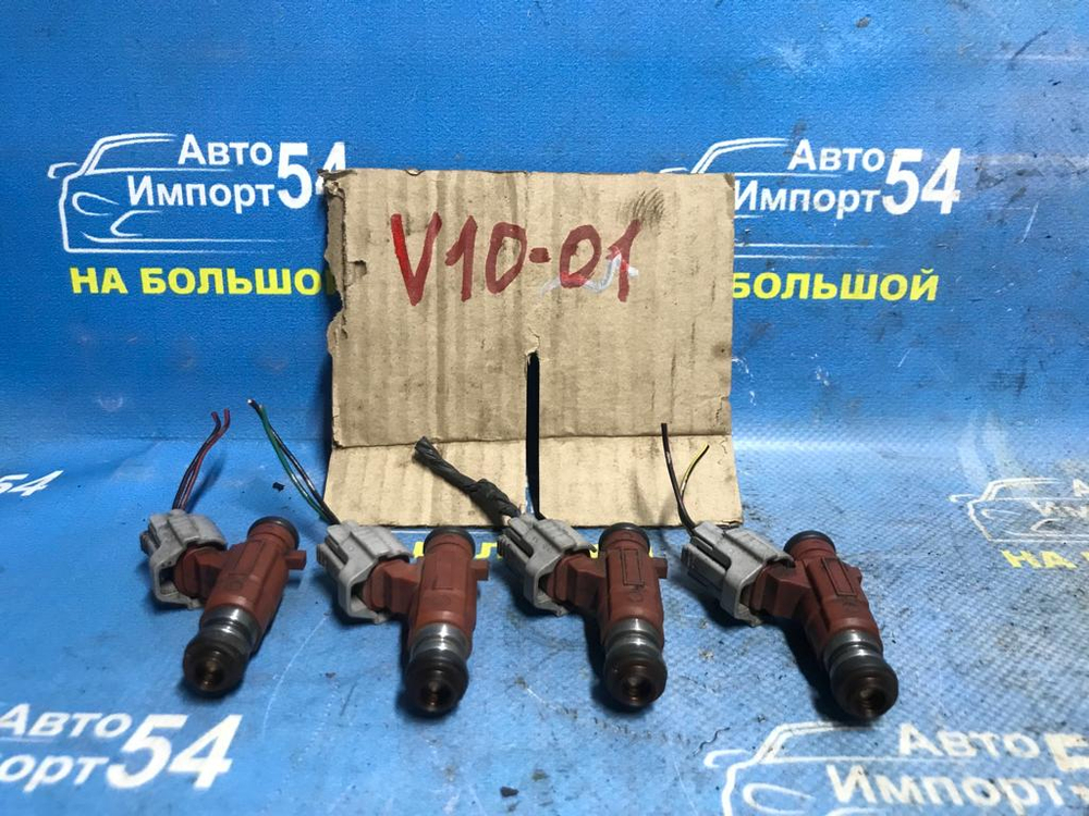 Форсунка топливная NISSAN TINO 2000