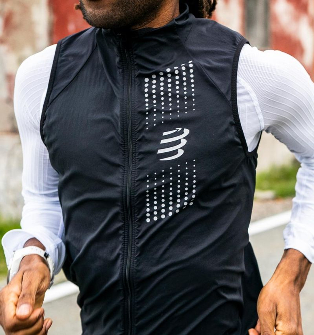 Мужская теннисная жилетка Compressport Hurricane Windproof Vest - black