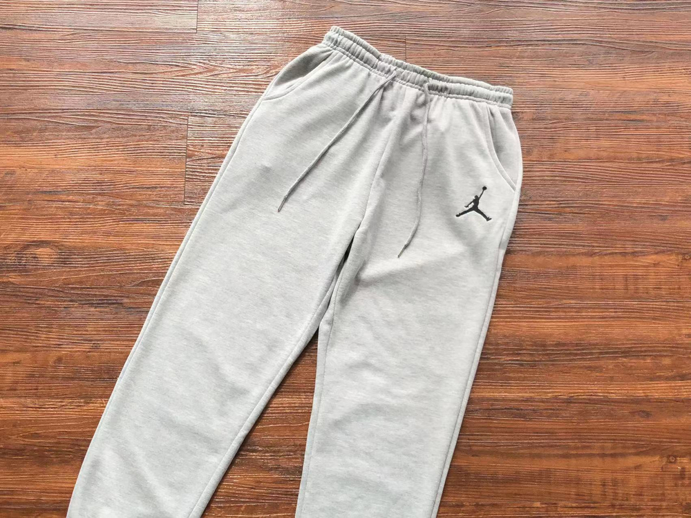Купить в Москве спортивные штаны Air Jordan