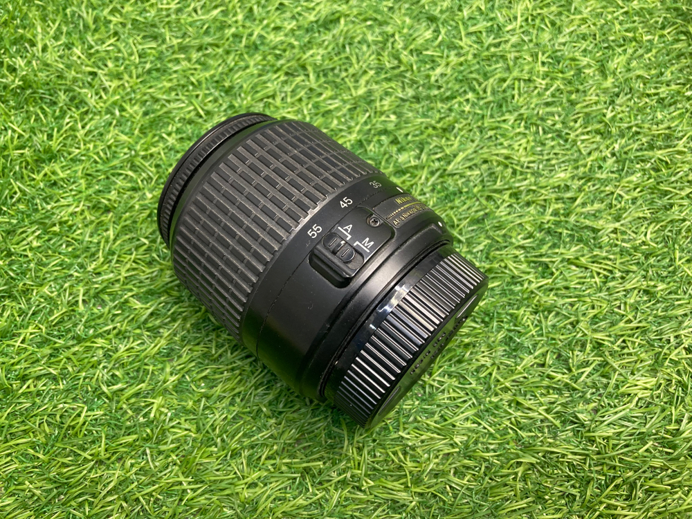 Nikon 18-55mm 3.5-5.6G AF-S DX ED