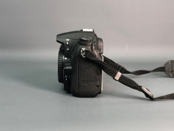 Nikon D7000 43.000 кадров