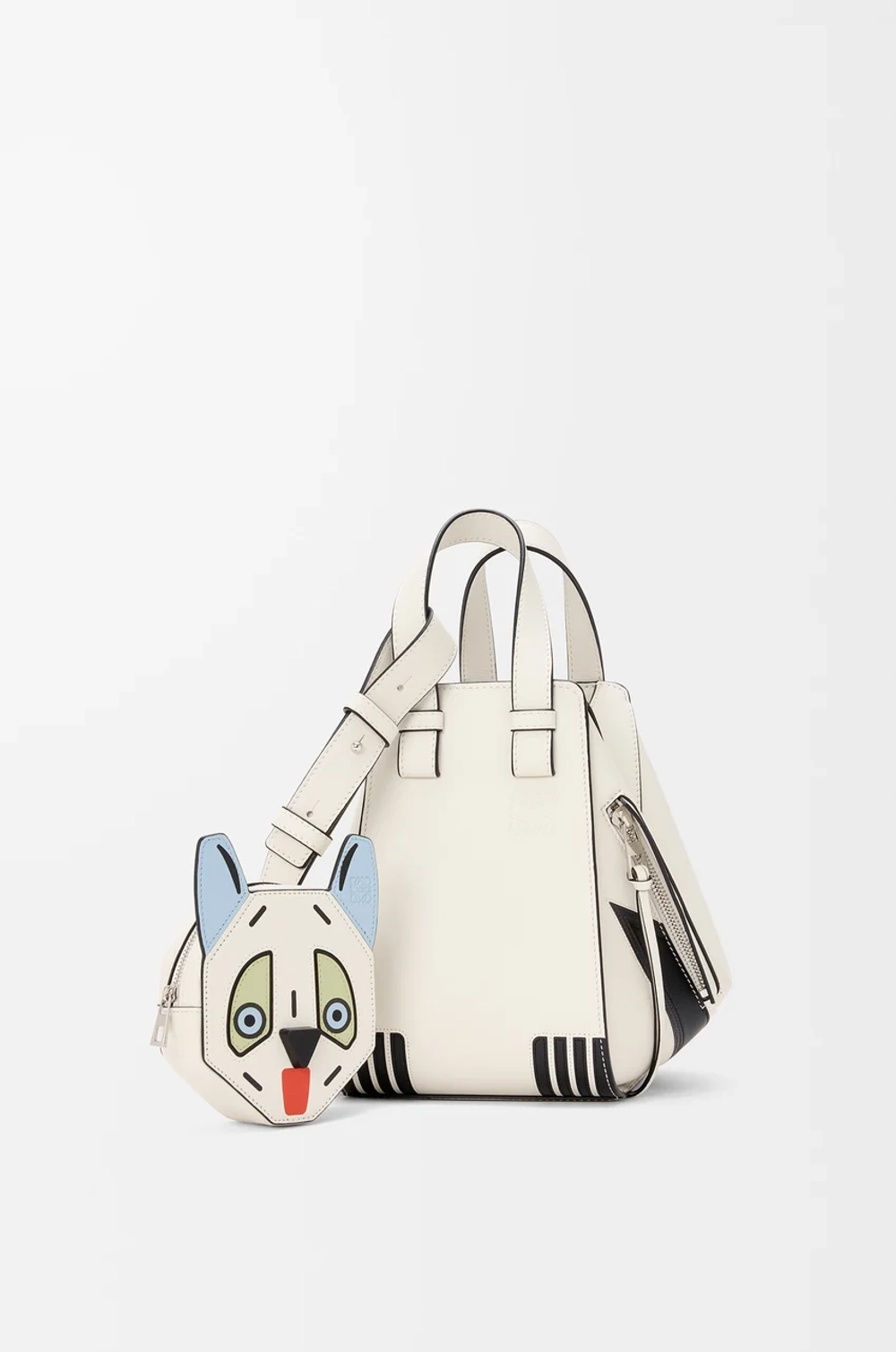 Loewe Компактная сумка Hammock Futurist Cat из классической телячьей кожи, экрю