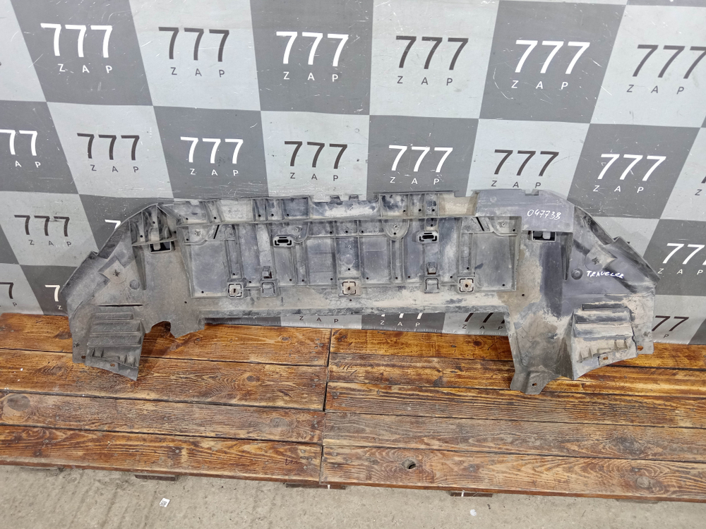 Пыльник переднего бампера Peugeot Traveller 16-нв Б/У Оригинал 9825460780