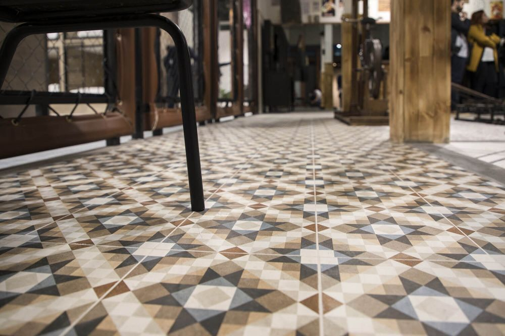 Peronda FS Chester 45x45