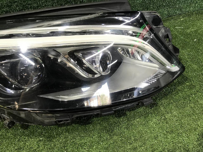 Фара правая Mercedes GLE W166 (2015-2018) LED