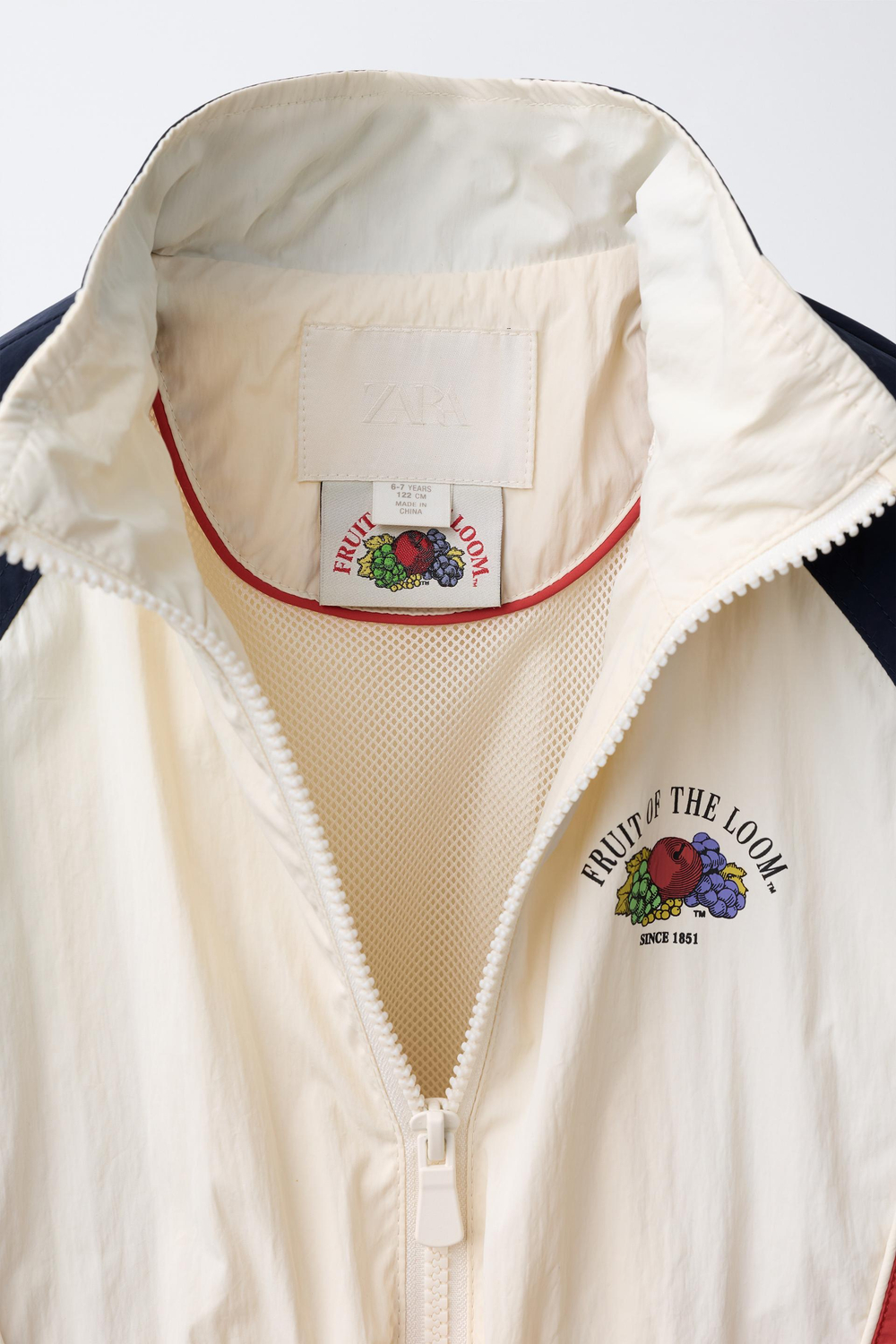 ZARA -FRUIT OF THE LOOM™ КУРТКА КОЛОР-БЛОК, БЕЛЫЙ/ТЕМНО-СИНИЙ