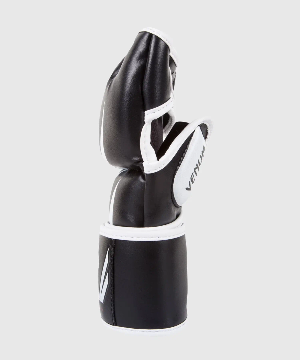 Перчатки ММА Venum Challenger Black