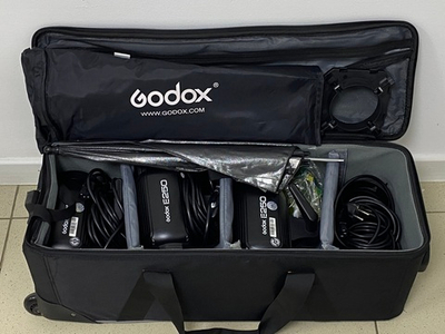 Godox E250 комплект