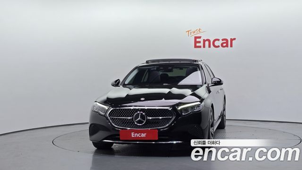 Mercedes-Benz E-Class E200 Avantgarde — 2025