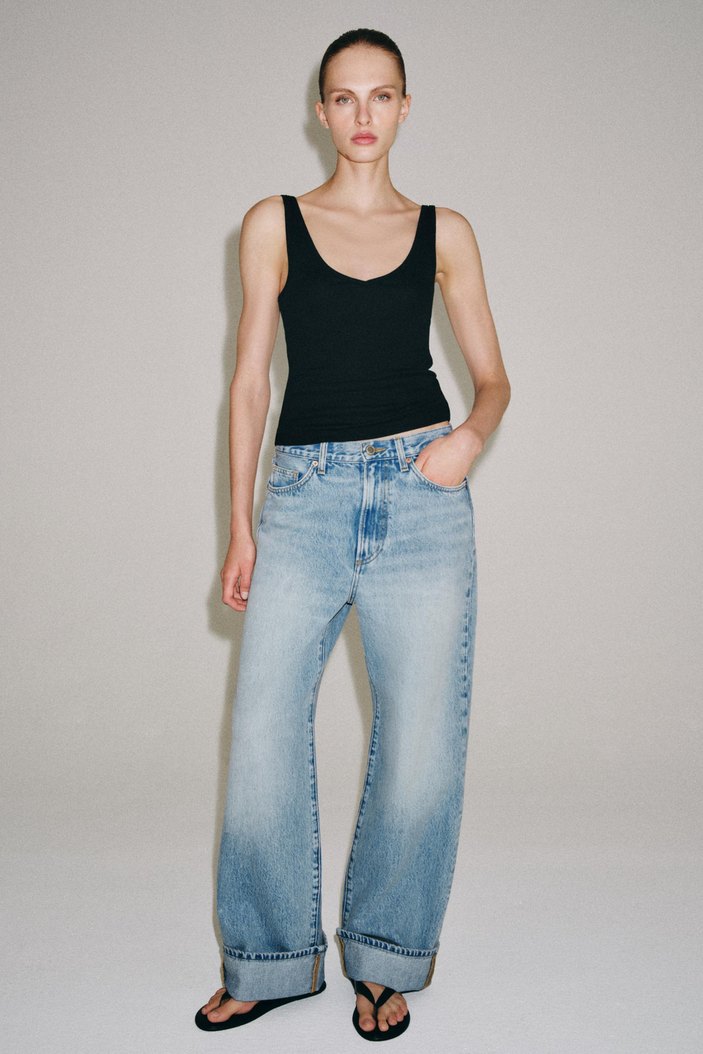 ДЖИНСЫ BAGGY СО СРЕДНЕЙ ПОСАДКОЙ — ZW COLLECTION — ZARA