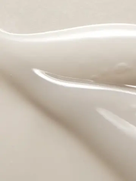 Axis-y Осветляющая сыворотка с 5% ниацинамида против пигментации Dark Spot Correcting Glow Serum 50 мл