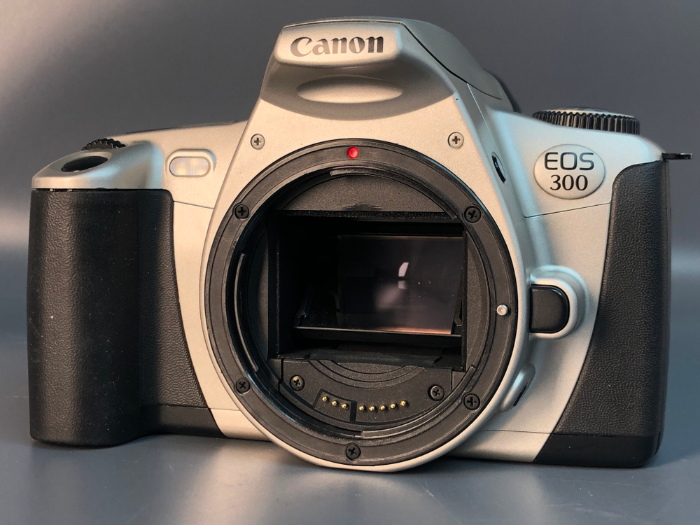 Canon EOS 300 kit EF 28-80mm 3.5-5.6