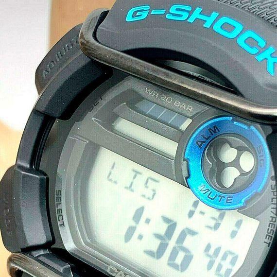 Наручные часы Casio GD-400-1B2