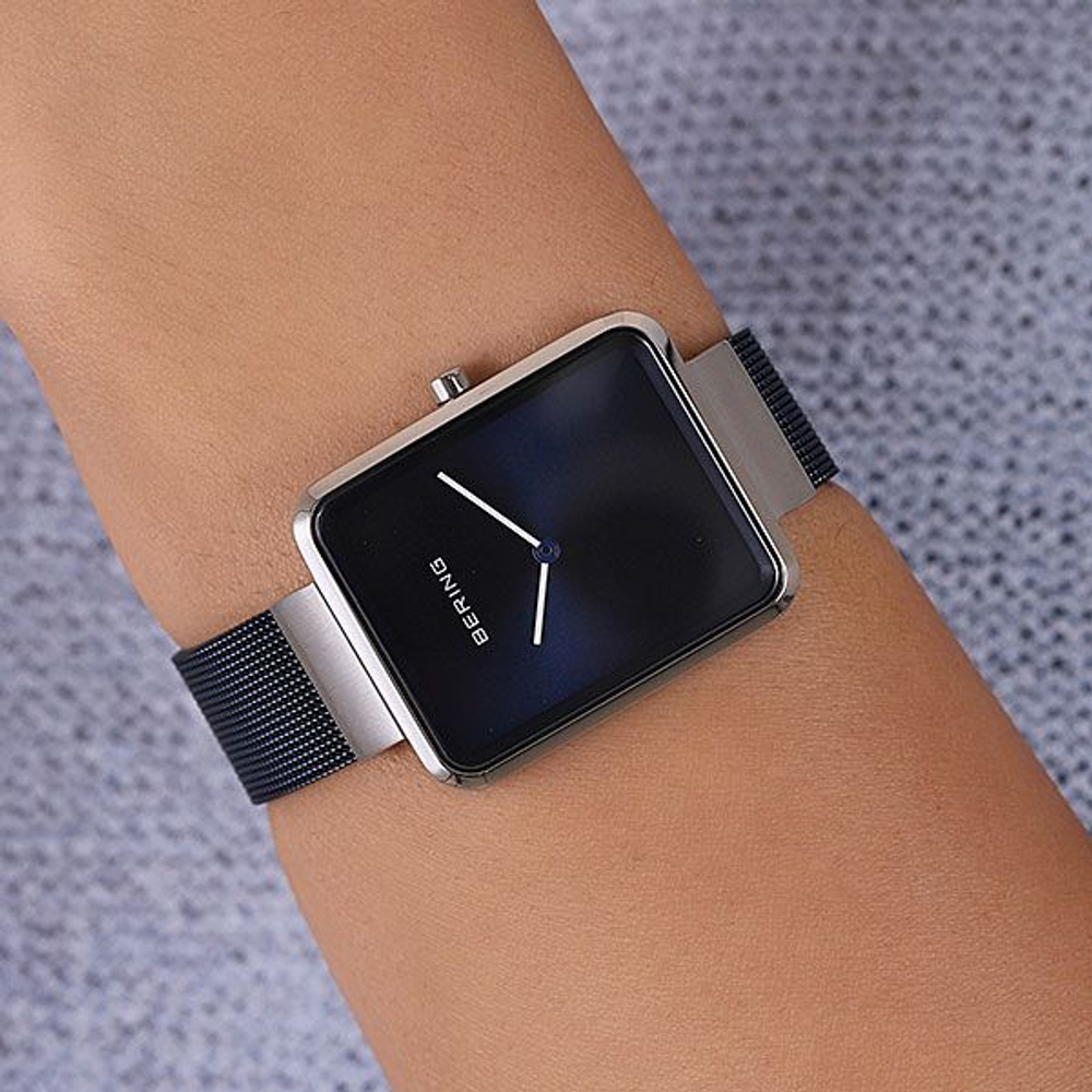 Наручные часы Bering 14528-307