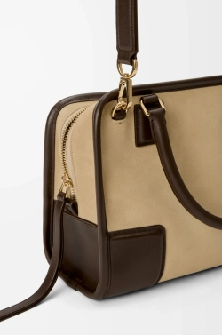 Loewe Маленькая сумка Amazona 180 из мягкой телячьей кожи, шоколадный