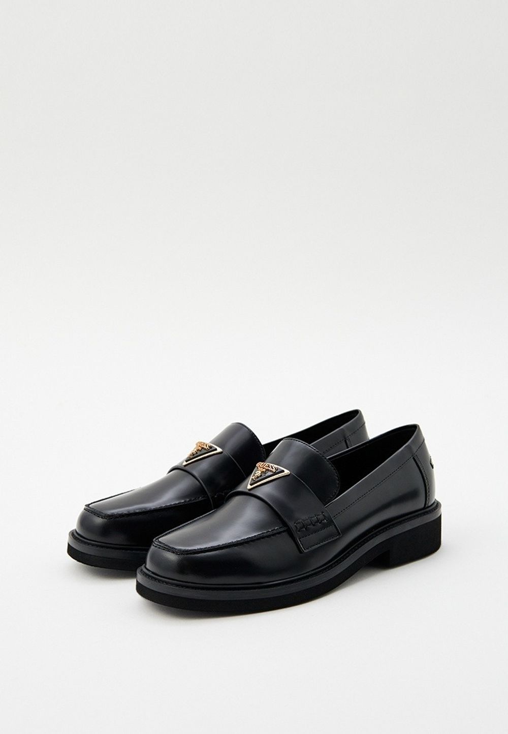Лоферы женские GUESS BAYLON