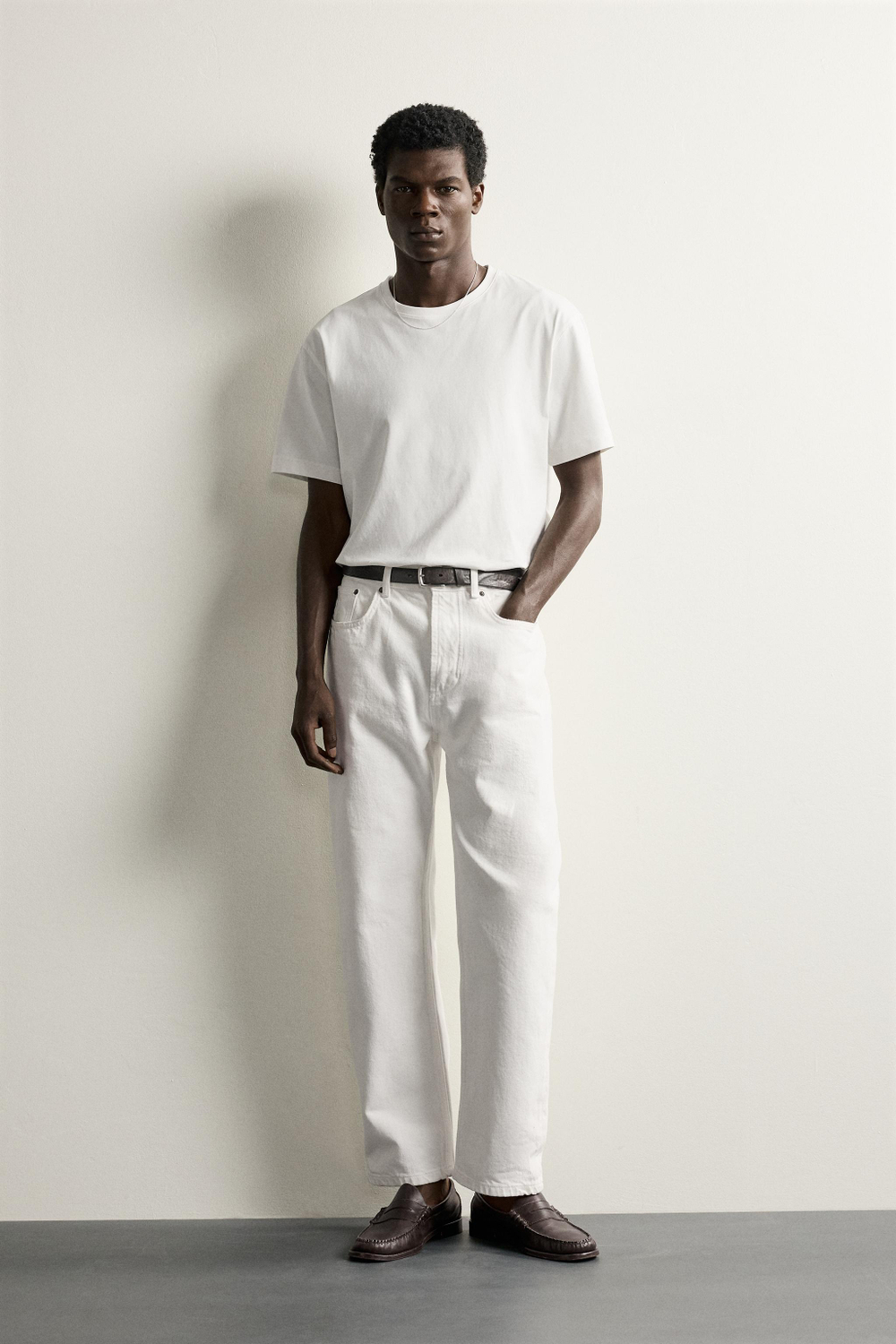 БАЗОВАЯ ФУТБОЛКА MEDIUM WEIGHT /02 — ZARA