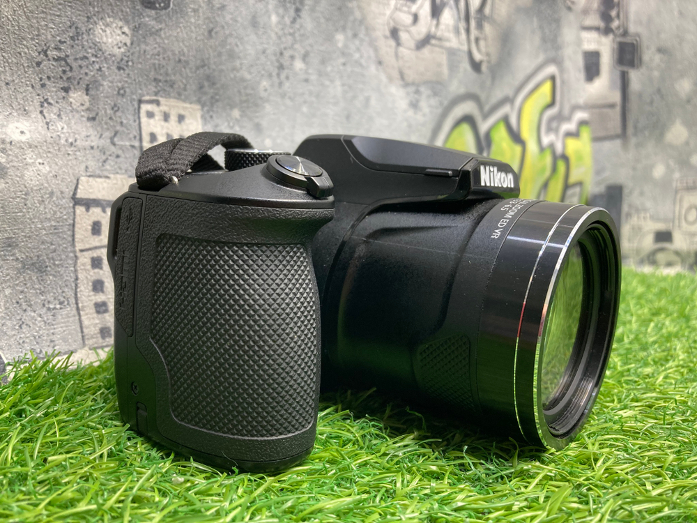 Nikon Coolpix B600