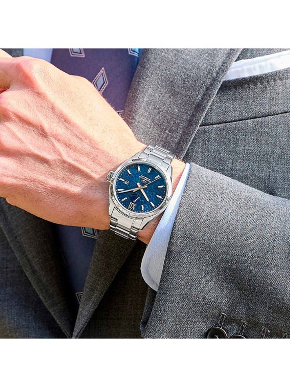 Часы механические Orient Star Contemporary RE-BX0004L00B