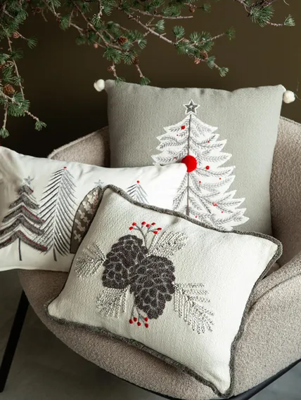 Чехол на подушку enchanted pines из коллекции new year essential