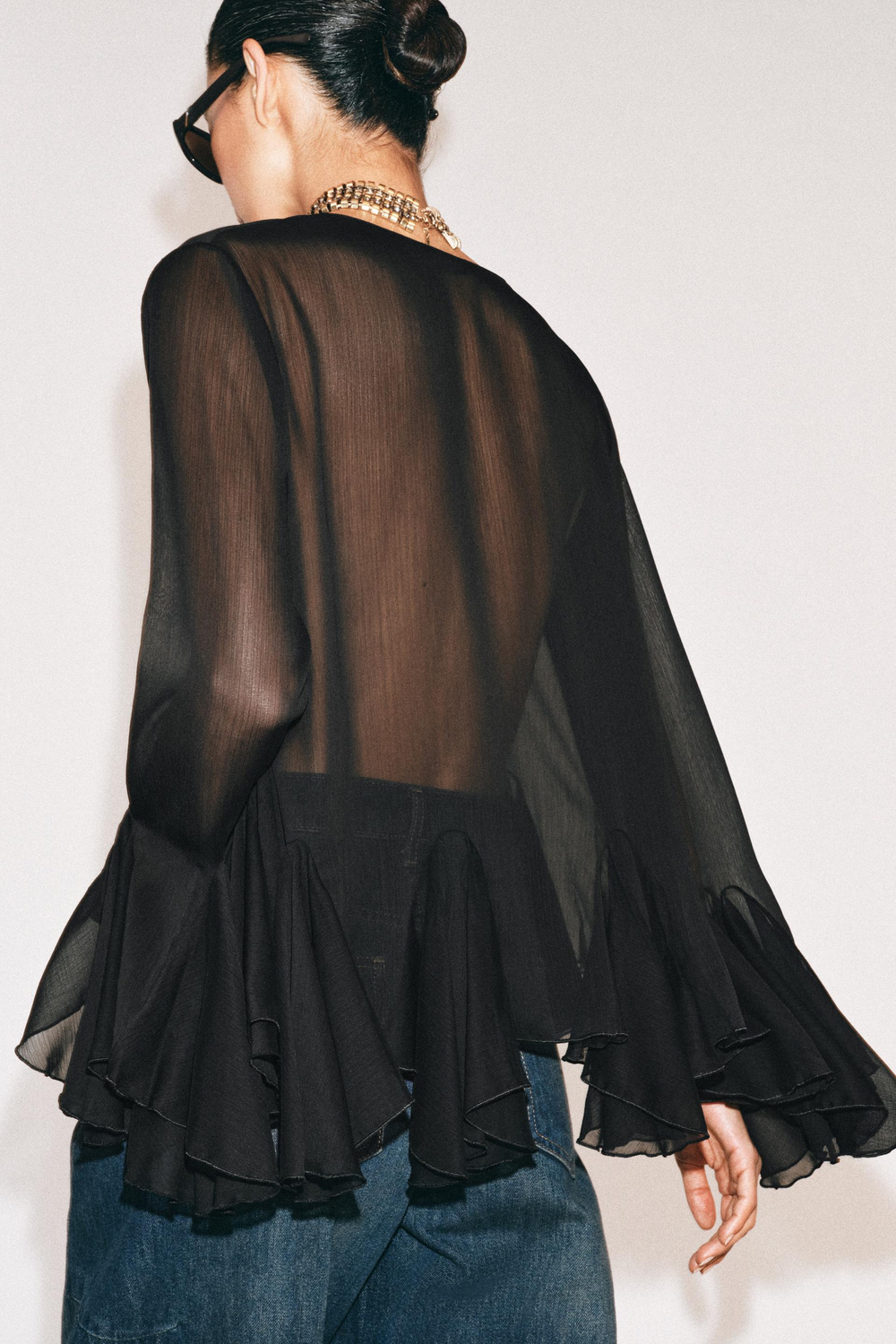 ZARA РУБАШКА ИЗ ЛЕГКОЙ ТКАНИ С ВОЛАНАМИ — ZW COLLECTION, ЧЕРНЫЙ