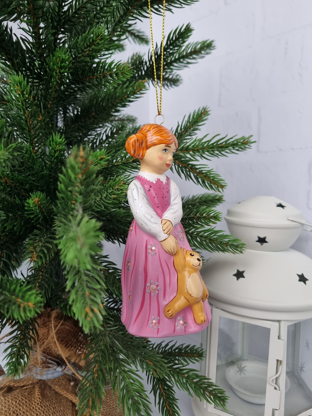 Девочка с мишкой ёлочная игрушка из фарфора