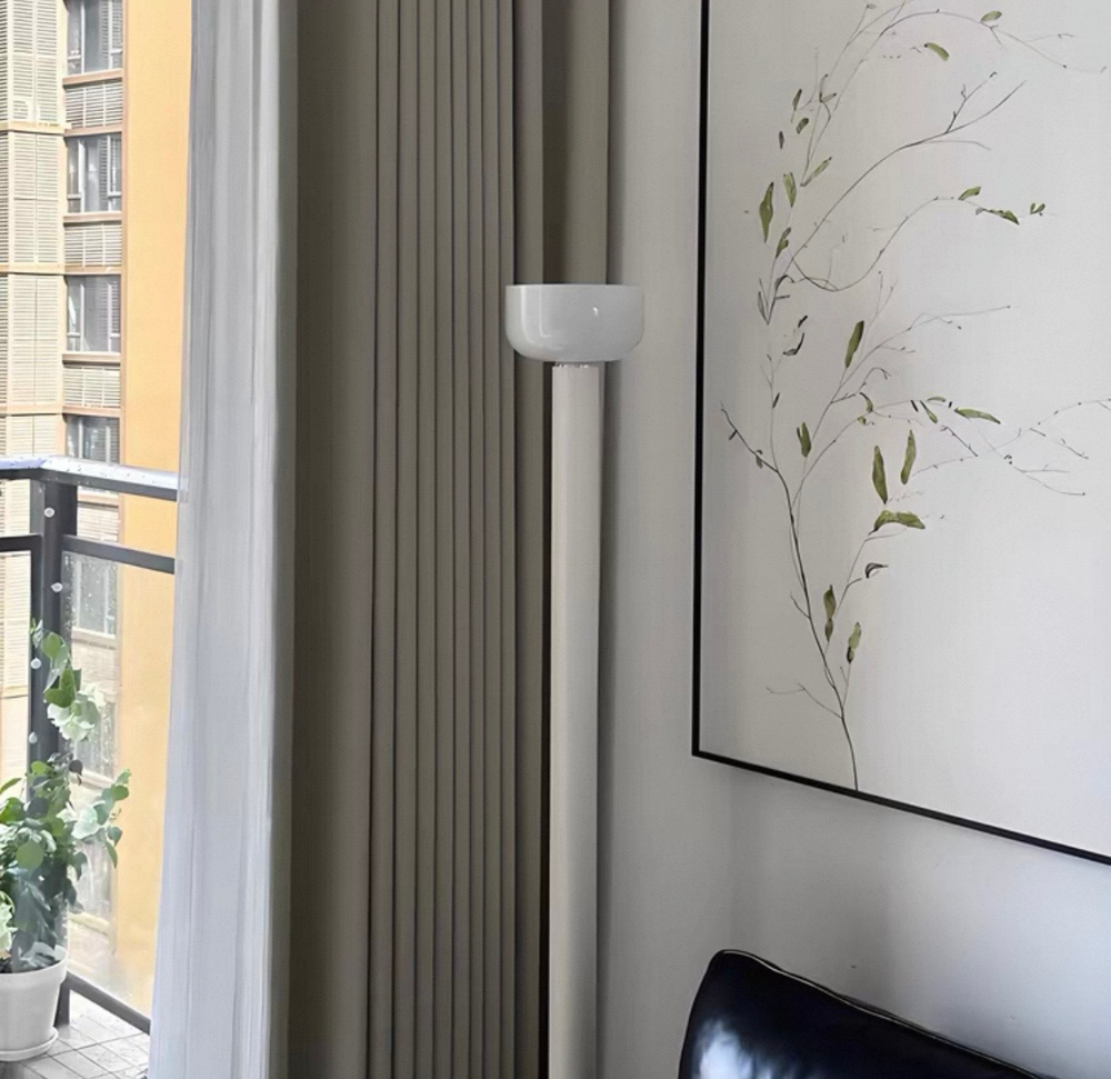 Floor design lamp Bellhop by Flos