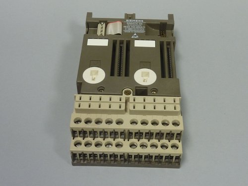 SIEMENS 6ES5700-8MA11