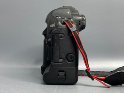 Canon EOS-1 Ds Mark III