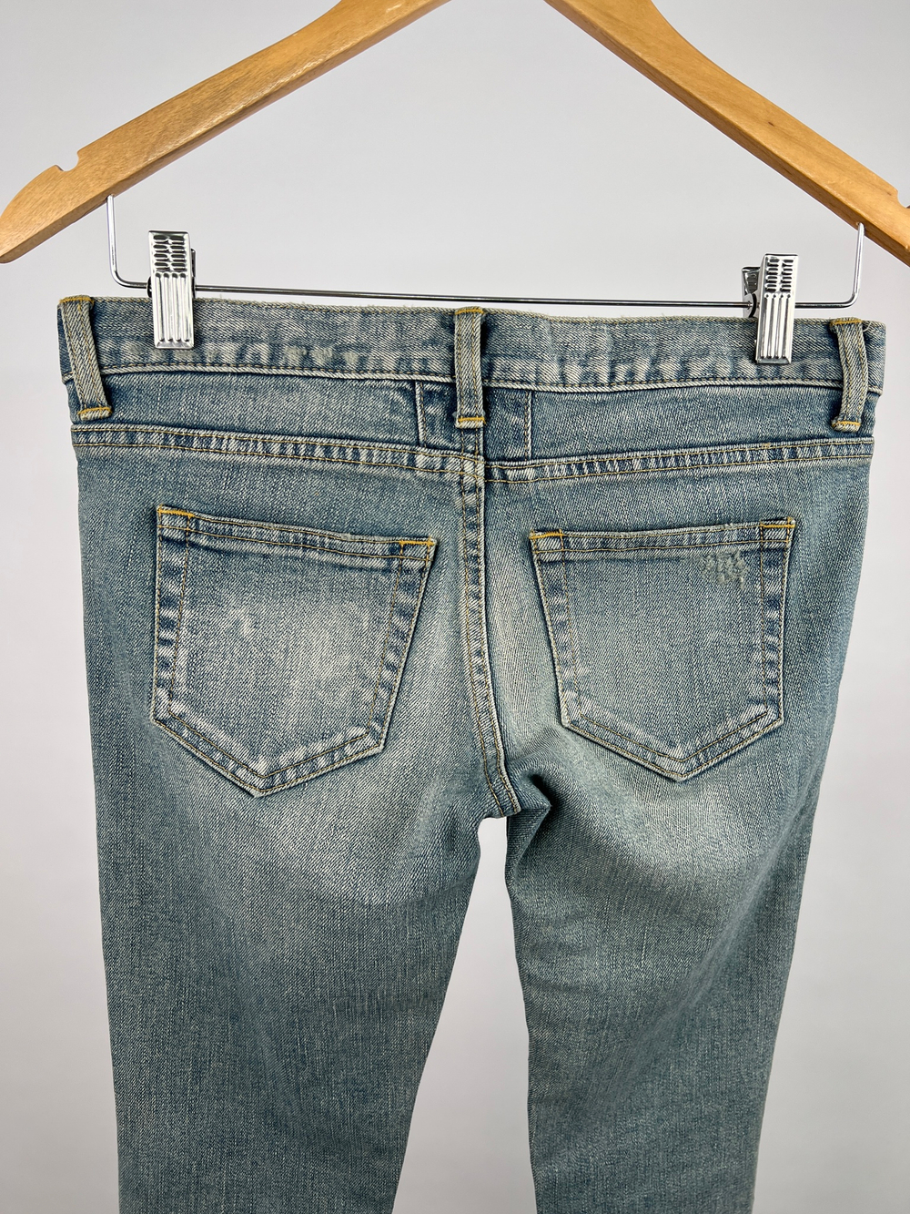 Джинсы Saint Laurent