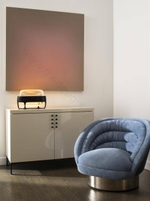 Table design lamp Iris by Holly Hunt