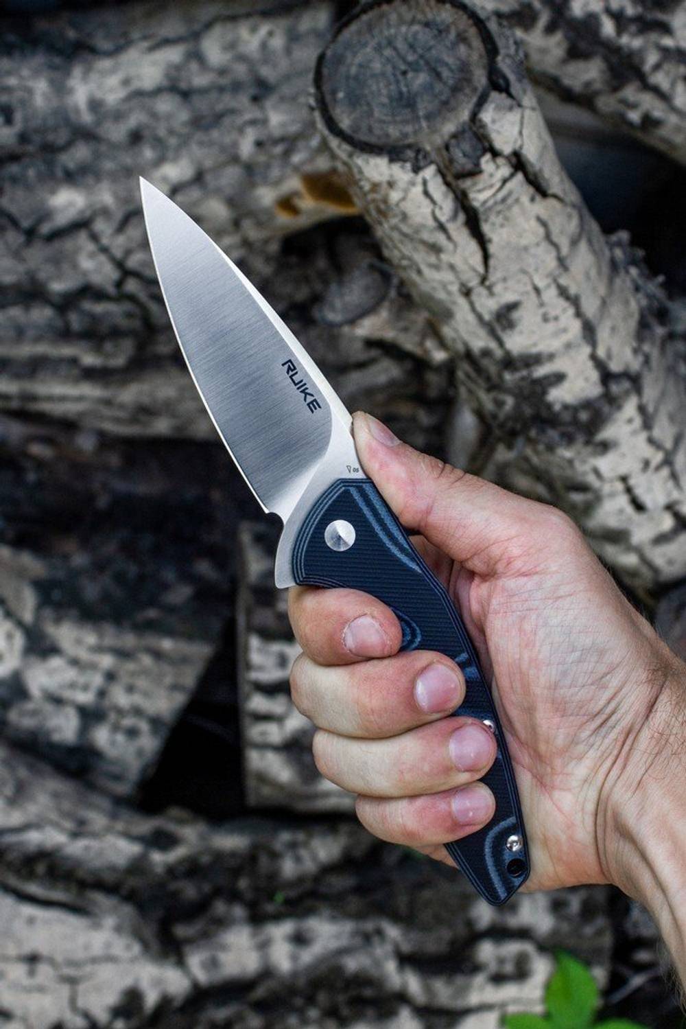 Нож Ruike Fang P105 черно-синий, P105-Q