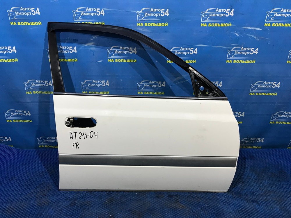 Дверь передняя правая TOYOTA CORONA PREMIO 2000